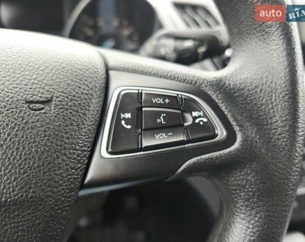 Серый Форд Эскейп, объемом двигателя 1.5 л и пробегом 138 тыс. км за 13500 $, фото 16 на Automoto.ua