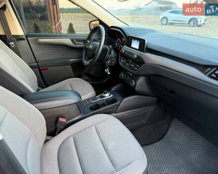 Серый Форд Эскейп, объемом двигателя 1.5 л и пробегом 128 тыс. км за 15999 $, фото 16 на Automoto.ua