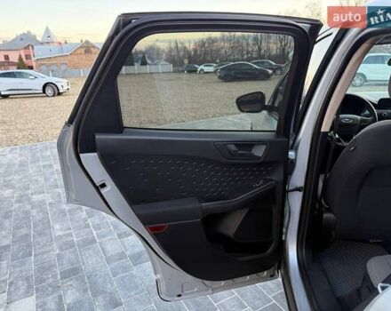 Серый Форд Эскейп, объемом двигателя 1.5 л и пробегом 128 тыс. км за 15999 $, фото 11 на Automoto.ua