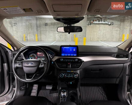 Серый Форд Эскейп, объемом двигателя 1.5 л и пробегом 244 тыс. км за 12500 $, фото 30 на Automoto.ua
