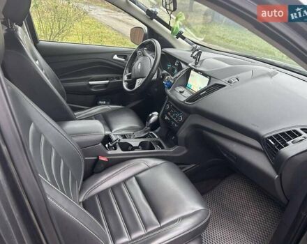 Сірий Форд Ескейп, об'ємом двигуна 1.5 л та пробігом 100 тис. км за 15500 $, фото 2 на Automoto.ua