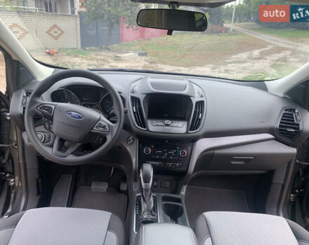 Серый Форд Эскейп, объемом двигателя 1.5 л и пробегом 116 тыс. км за 13700 $, фото 5 на Automoto.ua