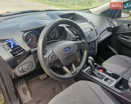 Сірий Форд Ескейп, об'ємом двигуна 2.5 л та пробігом 119 тис. км за 13800 $, фото 12 на Automoto.ua