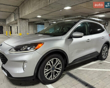 Серый Форд Эскейп, объемом двигателя 1.5 л и пробегом 244 тыс. км за 12500 $, фото 3 на Automoto.ua