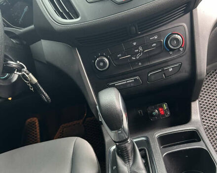 Серый Форд Эскейп, объемом двигателя 2.49 л и пробегом 123 тыс. км за 18000 $, фото 7 на Automoto.ua