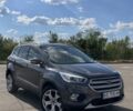 Серый Форд Эскейп, объемом двигателя 2 л и пробегом 160 тыс. км за 15000 $, фото 1 на Automoto.ua