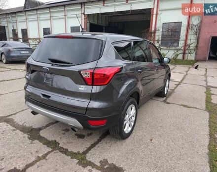Серый Форд Эскейп, объемом двигателя 1.5 л и пробегом 138 тыс. км за 13500 $, фото 6 на Automoto.ua