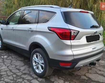 Форд Эскейп 2019 в Дубно на Automoto.ua Серый Форд Эскейп, объемом двигателя 1.5 л и пробегом 159 тыс. км за 11500 $, фото 9 на Automoto.ua