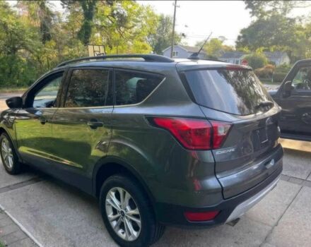 Сірий Форд Ескейп, об'ємом двигуна 1.5 л та пробігом 40 тис. км за 10000 $, фото 2 на Automoto.ua