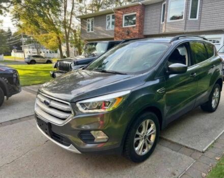 Сірий Форд Ескейп, об'ємом двигуна 1.5 л та пробігом 40 тис. км за 10000 $, фото 1 на Automoto.ua