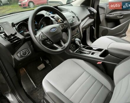 Серый Форд Эскейп, объемом двигателя 2.5 л и пробегом 45 тыс. км за 15200 $, фото 16 на Automoto.ua