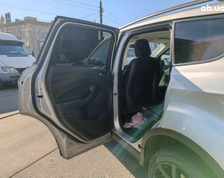 Сірий Форд Ескейп, об'ємом двигуна 1.5 л та пробігом 74 тис. км за 13990 $, фото 12 на Automoto.ua