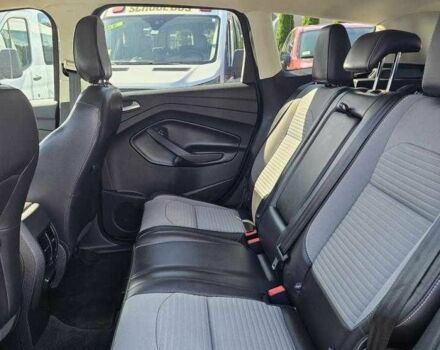 Серый Форд Эскейп, объемом двигателя 2 л и пробегом 85 тыс. км за 10184 $, фото 5 на Automoto.ua