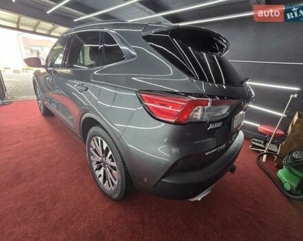 Серый Форд Эскейп, объемом двигателя 2 л и пробегом 137 тыс. км за 18450 $, фото 27 на Automoto.ua