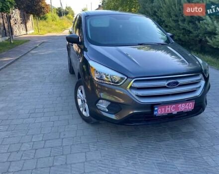 Серый Форд Эскейп, объемом двигателя 1.5 л и пробегом 206 тыс. км за 12600 $, фото 1 на Automoto.ua