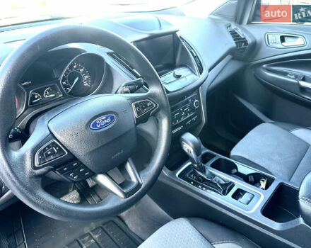 Сірий Форд Ескейп, об'ємом двигуна 1.5 л та пробігом 215 тис. км за 9699 $, фото 10 на Automoto.ua