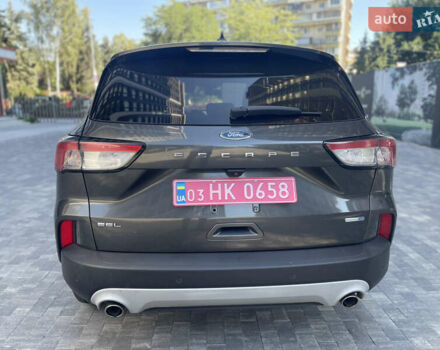 Серый Форд Эскейп, объемом двигателя 1.5 л и пробегом 144 тыс. км за 17500 $, фото 3 на Automoto.ua