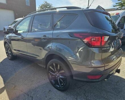 Серый Форд Эскейп, объемом двигателя 2 л и пробегом 85 тыс. км за 10184 $, фото 2 на Automoto.ua