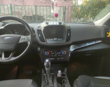 Сірий Форд Ескейп, об'ємом двигуна 1.5 л та пробігом 76 тис. км за 13000 $, фото 6 на Automoto.ua