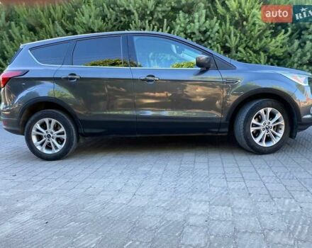 Серый Форд Эскейп, объемом двигателя 1.5 л и пробегом 206 тыс. км за 12600 $, фото 7 на Automoto.ua