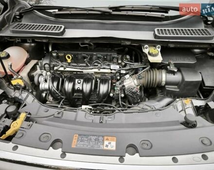 Серый Форд Эскейп, объемом двигателя 2.5 л и пробегом 45 тыс. км за 15200 $, фото 18 на Automoto.ua