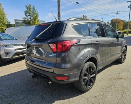 Серый Форд Эскейп, объемом двигателя 2 л и пробегом 85 тыс. км за 10184 $, фото 3 на Automoto.ua