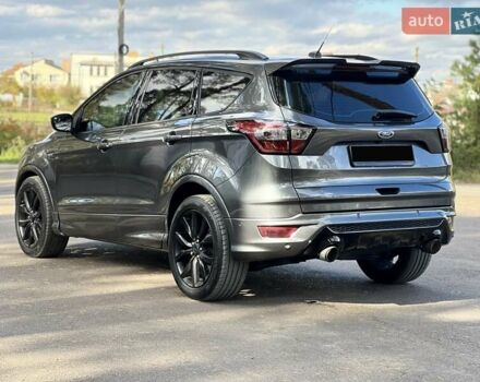 Серый Форд Эскейп, объемом двигателя 2.5 л и пробегом 54 тыс. км за 16800 $, фото 6 на Automoto.ua