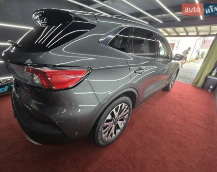 Серый Форд Эскейп, объемом двигателя 2 л и пробегом 137 тыс. км за 18450 $, фото 26 на Automoto.ua