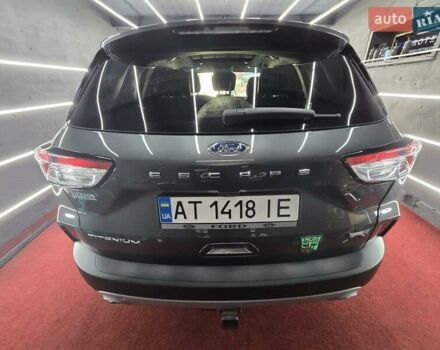 Серый Форд Эскейп, объемом двигателя 2 л и пробегом 137 тыс. км за 18450 $, фото 28 на Automoto.ua
