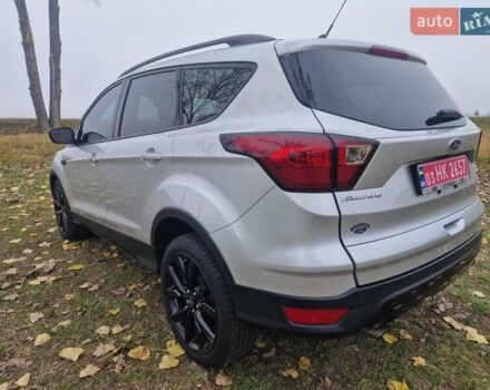 Сірий Форд Ескейп, об'ємом двигуна 1.5 л та пробігом 139 тис. км за 13300 $, фото 4 на Automoto.ua