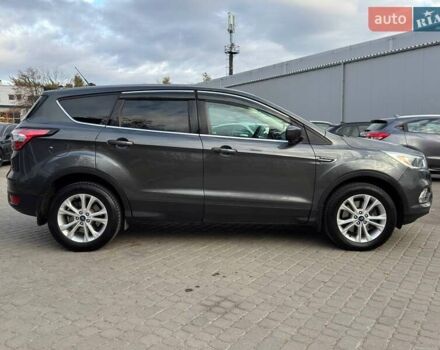 Серый Форд Эскейп, объемом двигателя 1.5 л и пробегом 156 тыс. км за 14700 $, фото 21 на Automoto.ua