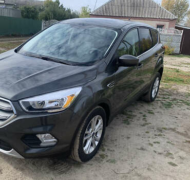 Серый Форд Эскейп, объемом двигателя 1.5 л и пробегом 116 тыс. км за 13700 $, фото 2 на Automoto.ua