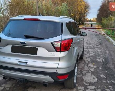 Форд Эскейп 2019 в Дубно на Automoto.ua Серый Форд Эскейп, объемом двигателя 1.5 л и пробегом 159 тыс. км за 11500 $, фото 10 на Automoto.ua