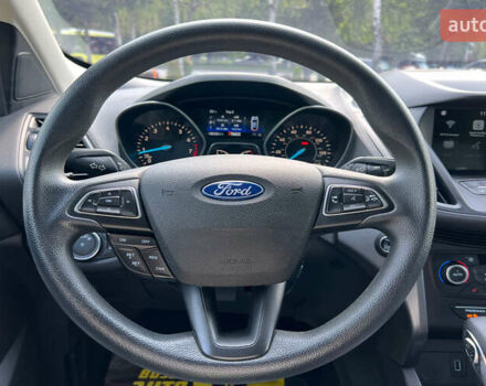 Сірий Форд Ескейп, об'ємом двигуна 1.5 л та пробігом 96 тис. км за 14999 $, фото 14 на Automoto.ua