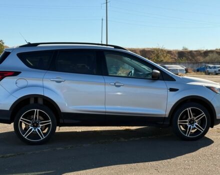 Серый Форд Эскейп, объемом двигателя 1.5 л и пробегом 107 тыс. км за 14800 $, фото 7 на Automoto.ua