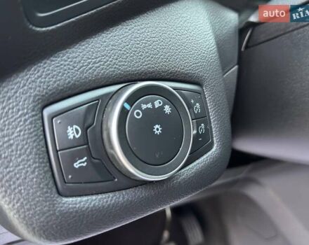 Серый Форд Эскейп, объемом двигателя 1.5 л и пробегом 156 тыс. км за 14700 $, фото 12 на Automoto.ua