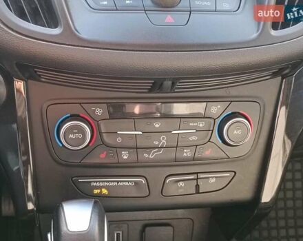 Серый Форд Эскейп, объемом двигателя 1.5 л и пробегом 74 тыс. км за 13990 $, фото 28 на Automoto.ua