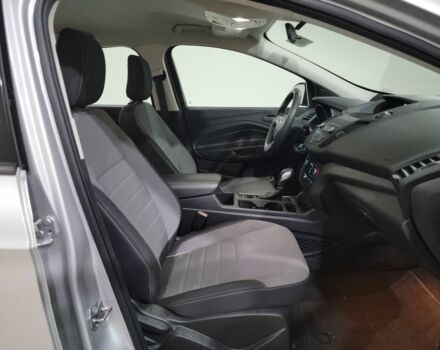 Серый Форд Эскейп, объемом двигателя 0 л и пробегом 132 тыс. км за 11500 $, фото 10 на Automoto.ua