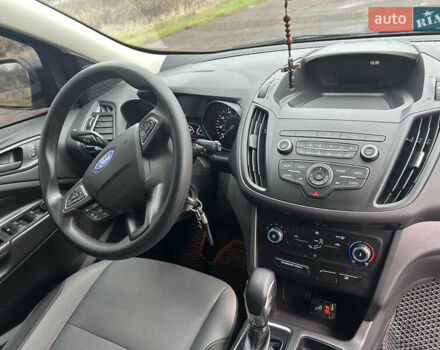 Серый Форд Эскейп, объемом двигателя 2.49 л и пробегом 123 тыс. км за 18000 $, фото 6 на Automoto.ua