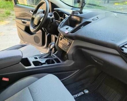 Серый Форд Эскейп, объемом двигателя 1.5 л и пробегом 96 тыс. км за 10000 $, фото 6 на Automoto.ua