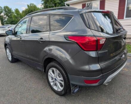 Сірий Форд Ескейп, об'ємом двигуна 1.5 л та пробігом 35 тис. км за 6000 $, фото 3 на Automoto.ua