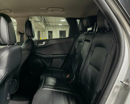 Серый Форд Эскейп, объемом двигателя 1.5 л и пробегом 244 тыс. км за 12500 $, фото 26 на Automoto.ua