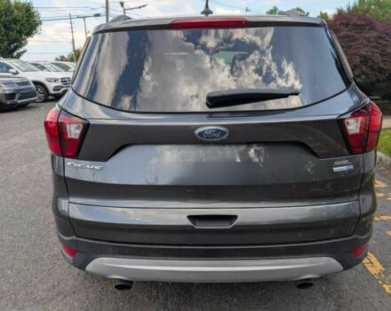 Сірий Форд Ескейп, об'ємом двигуна 1.5 л та пробігом 35 тис. км за 6000 $, фото 4 на Automoto.ua