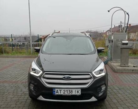 Сірий Форд Ескейп, об'ємом двигуна 2 л та пробігом 145 тис. км за 16200 $, фото 4 на Automoto.ua