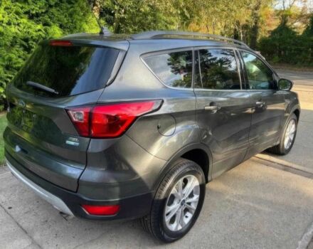 Сірий Форд Ескейп, об'ємом двигуна 1.5 л та пробігом 40 тис. км за 10000 $, фото 4 на Automoto.ua