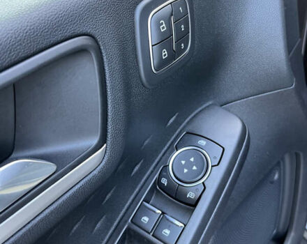 Сірий Форд Ескейп, об'ємом двигуна 2 л та пробігом 105 тис. км за 18950 $, фото 30 на Automoto.ua