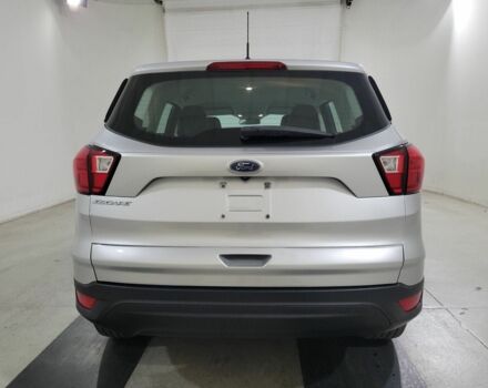 Серый Форд Эскейп, объемом двигателя 0 л и пробегом 132 тыс. км за 11500 $, фото 1 на Automoto.ua