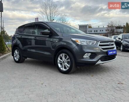 Серый Форд Эскейп, объемом двигателя 1.5 л и пробегом 156 тыс. км за 14700 $, фото 3 на Automoto.ua