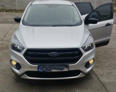 Серый Форд Эскейп, объемом двигателя 2.5 л и пробегом 108 тыс. км за 15200 $, фото 2 на Automoto.ua