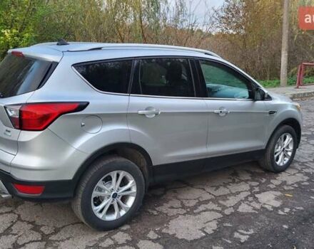 Форд Эскейп 2019 в Дубно на Automoto.ua Серый Форд Эскейп, объемом двигателя 1.5 л и пробегом 159 тыс. км за 11500 $, фото 11 на Automoto.ua